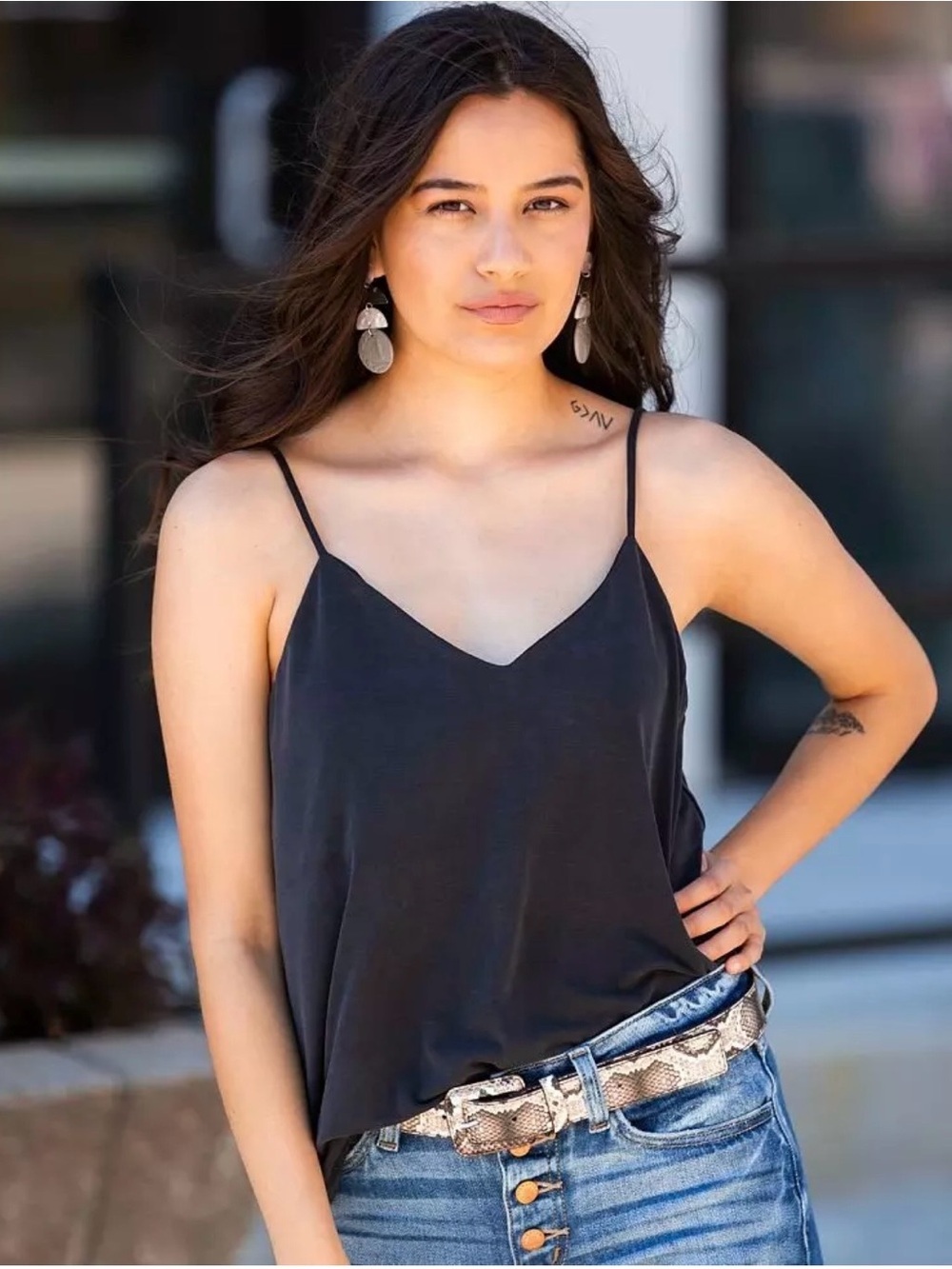 ⚡️Buckle Double Zero Brand - Women’s Black V-Neck Velour Tank Top